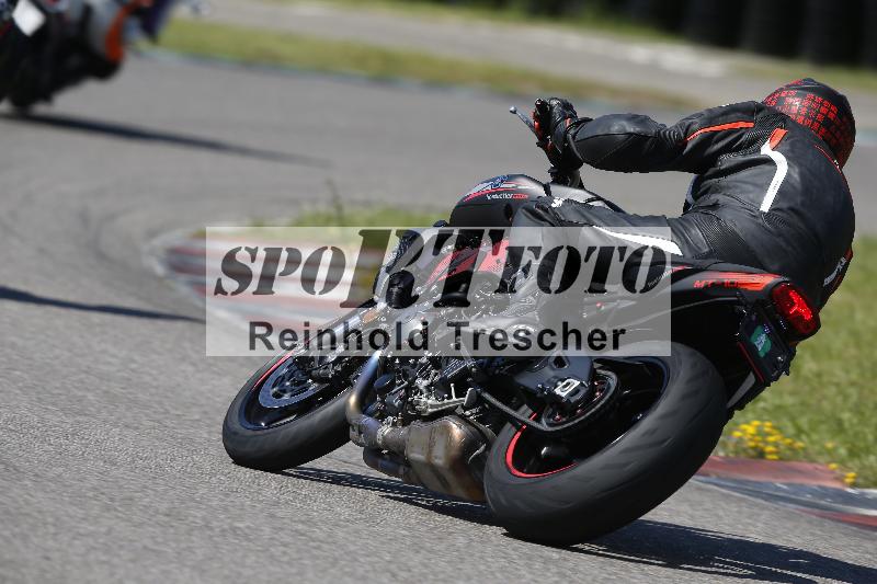 /Archiv-2024/29 12.06.2024 MOTO.CH Track Day ADR/Gruppe blau/90